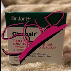 Dr. Jart+ Cicapair Tiger Grass Color Correcting Treatment